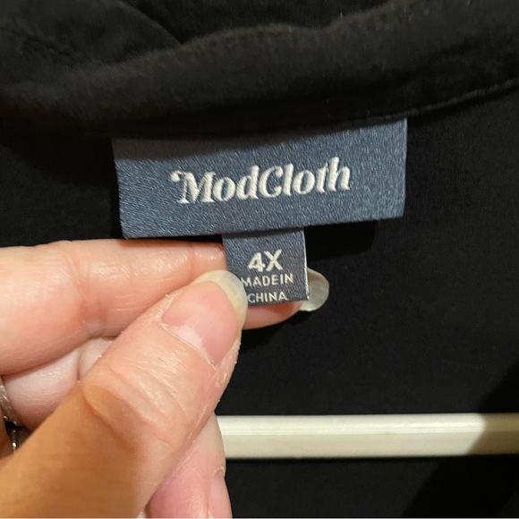 ModCloth cropped jumpsuit - Picture 3 of 5